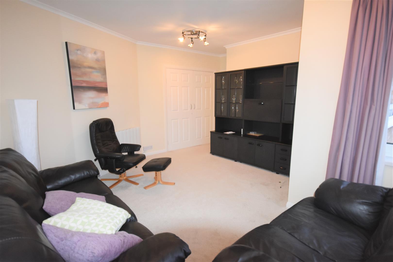 33 Seabank, Penarth, The Esplanade, Vale Of Glamorgan, CF64 3AR